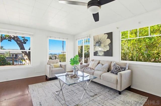 4562-64 Pescadero Ave., San Diego, CA 92107