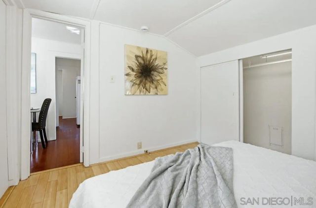 4562-64 Pescadero Ave., San Diego, CA 92107