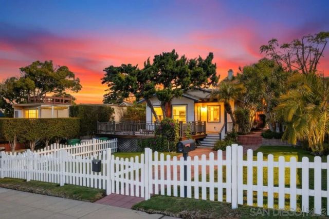 4562-64 Pescadero Ave., San Diego, CA 92107