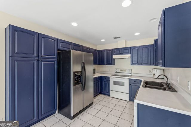 81 Retreat Place, Woodbine, GA 31569