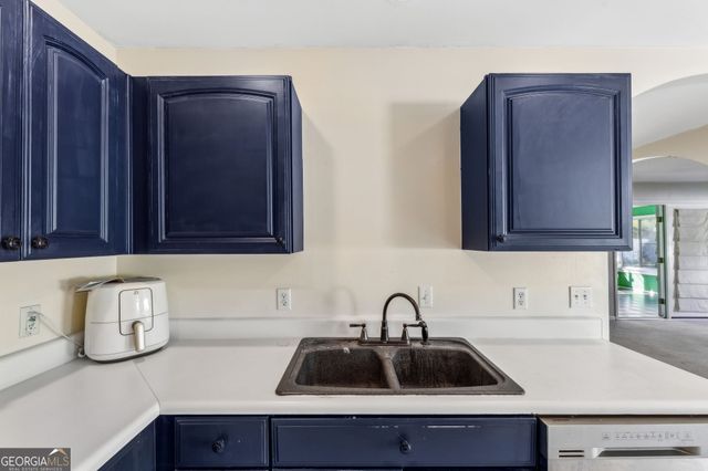 81 Retreat Place, Woodbine, GA 31569