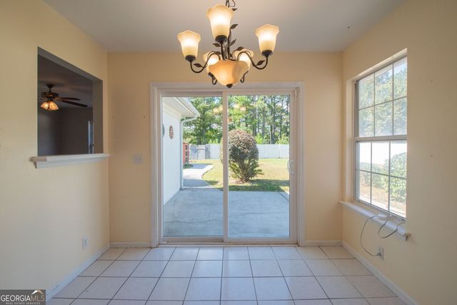 81 Retreat Place, Woodbine, GA 31569