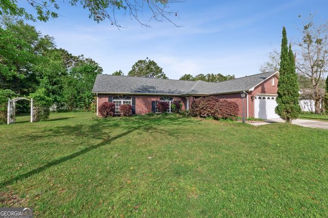 81 Retreat Place, Woodbine, GA 31569