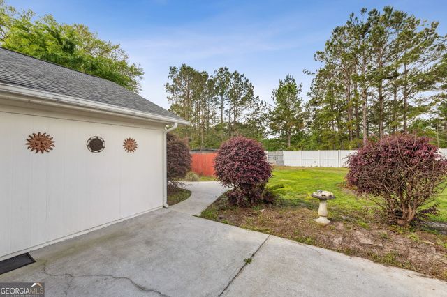 81 Retreat Place, Woodbine, GA 31569