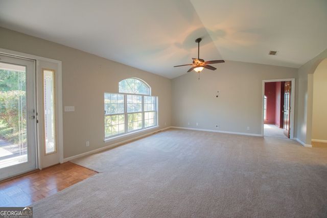 81 Retreat Place, Woodbine, GA 31569