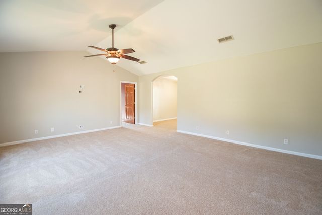 81 Retreat Place, Woodbine, GA 31569