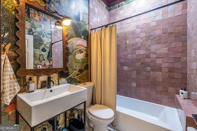 908 Oakhill Avenue SW, Atlanta, GA 30310