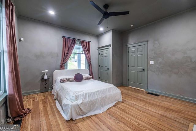 908 Oakhill Avenue SW, Atlanta, GA 30310