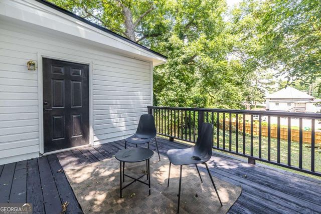 908 Oakhill Avenue SW, Atlanta, GA 30310