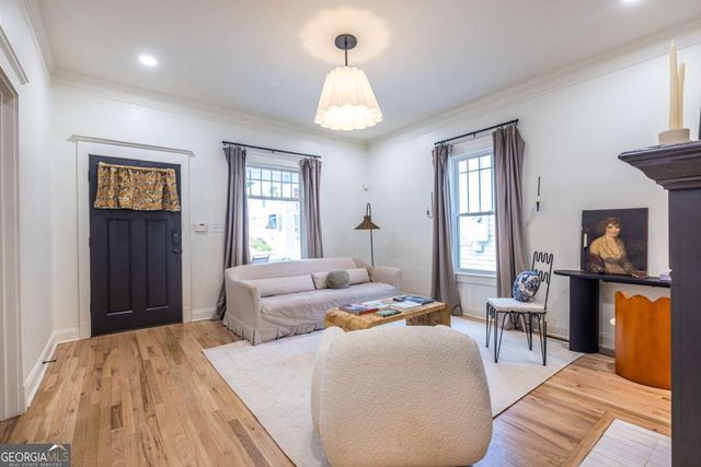 908 Oakhill Avenue SW, Atlanta, GA 30310