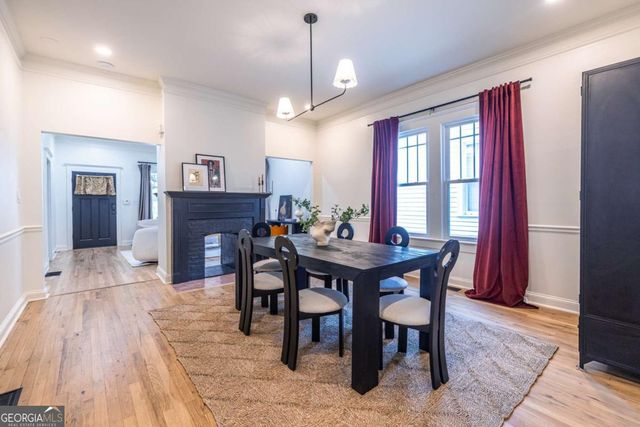 908 Oakhill Avenue SW, Atlanta, GA 30310