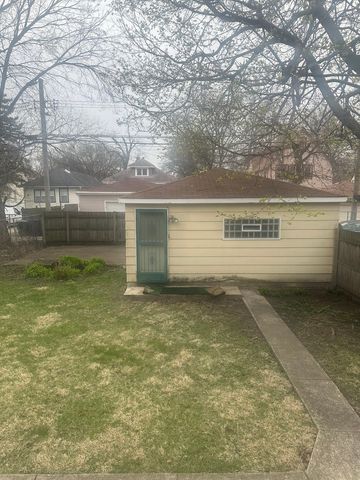 11722 S Parnell Avenue, Chicago, IL 60628