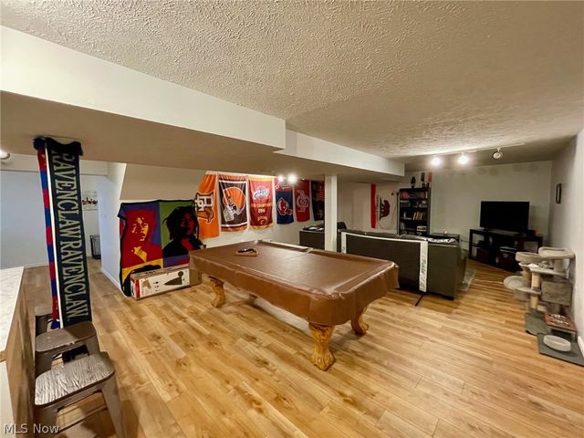 38445 Westminster Lane, Willoughby, OH 44094
