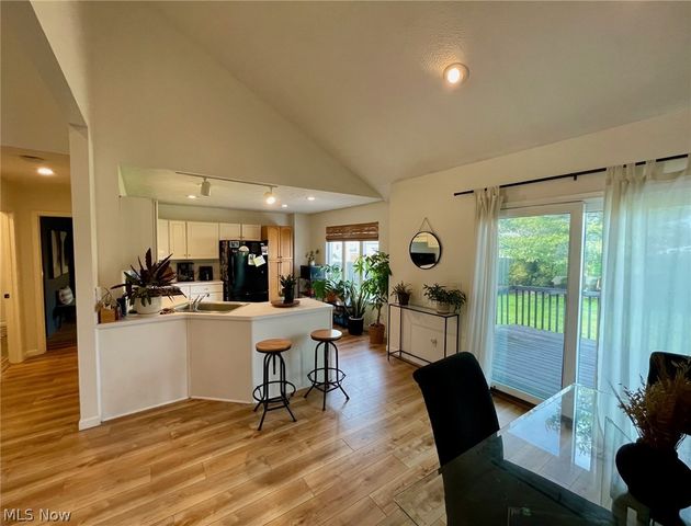 38445 Westminster Lane, Willoughby, OH 44094