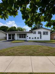 18935 NW 8th Avenue, Miami Gardens, FL 33169
