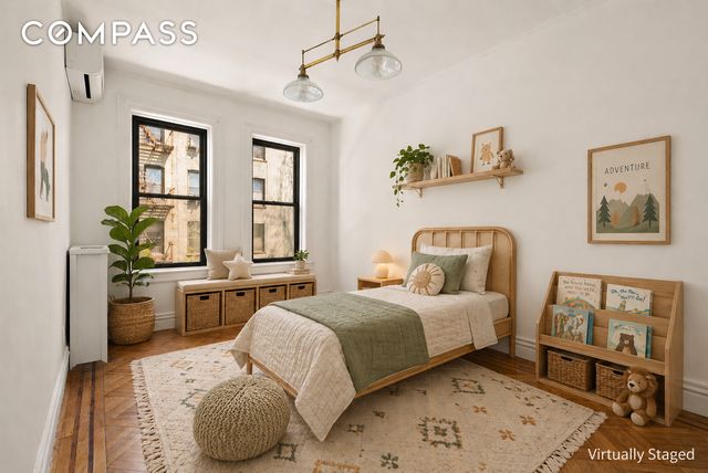 573 16th Street, New York City, NY 11215