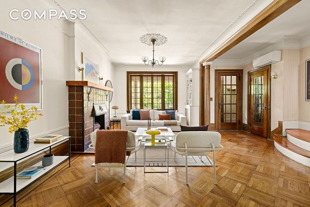573 16th Street, New York City, NY 11215
