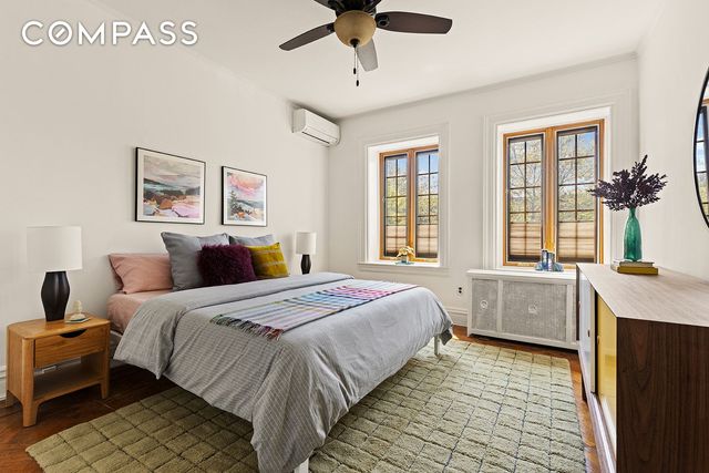 573 16th Street, New York City, NY 11215