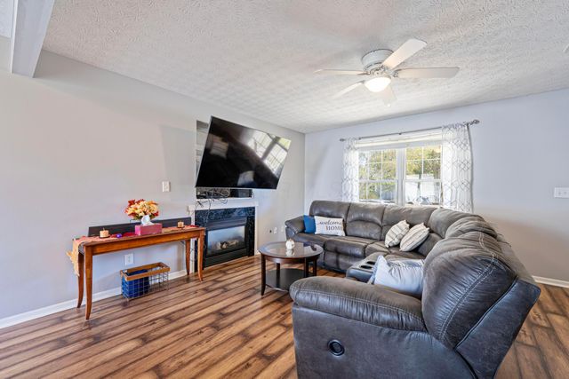 9235 Flintlock Place, Orient, OH 43146