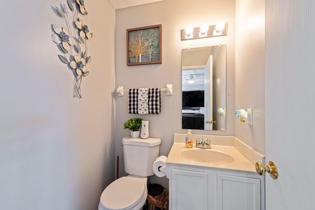 9235 Flintlock Place, Orient, OH 43146