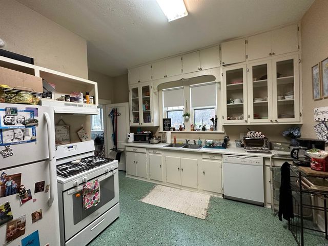 915 E 5th, Texarkana, AR 71854