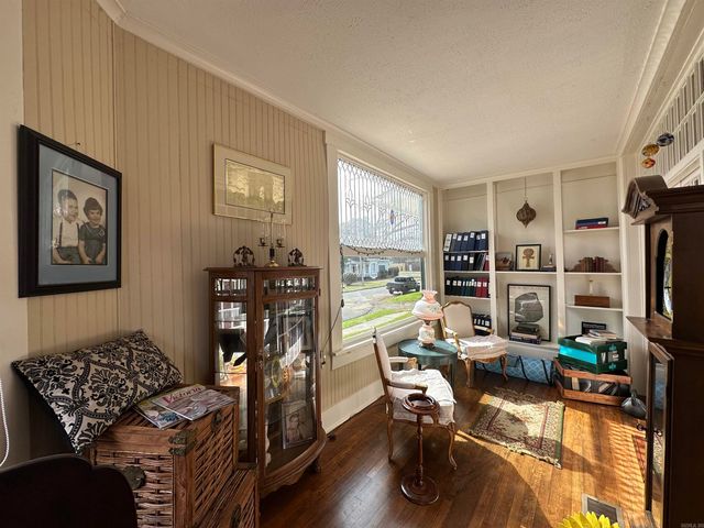 915 E 5th, Texarkana, AR 71854