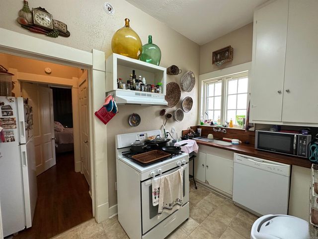 915 E 5th, Texarkana, AR 71854
