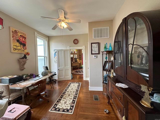 915 E 5th, Texarkana, AR 71854
