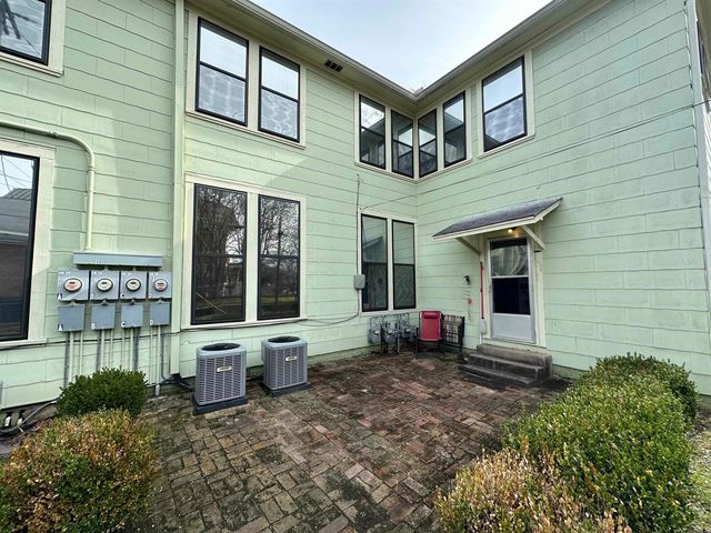 915 E 5th, Texarkana, AR 71854