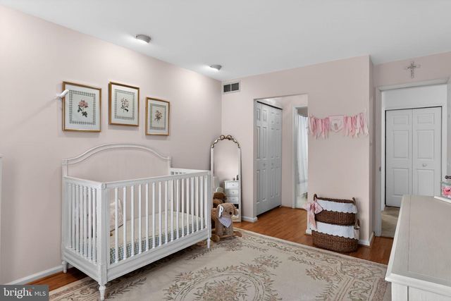 6 ASPEN CT, Newtown, PA 18940