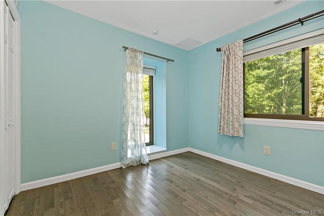 343 N Greeley Avenue, Chappaqua, NY 10514