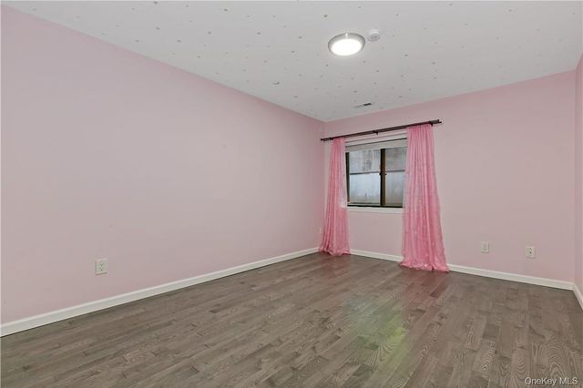 343 N Greeley Avenue, Chappaqua, NY 10514