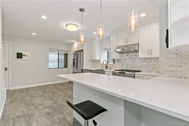 343 N Greeley Avenue, Chappaqua, NY 10514