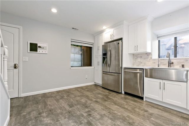 343 N Greeley Avenue, Chappaqua, NY 10514