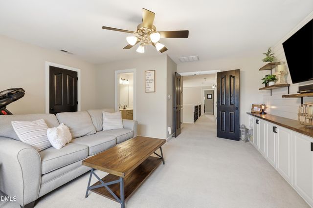 4912 Stockton Way, Durham, NC 27707