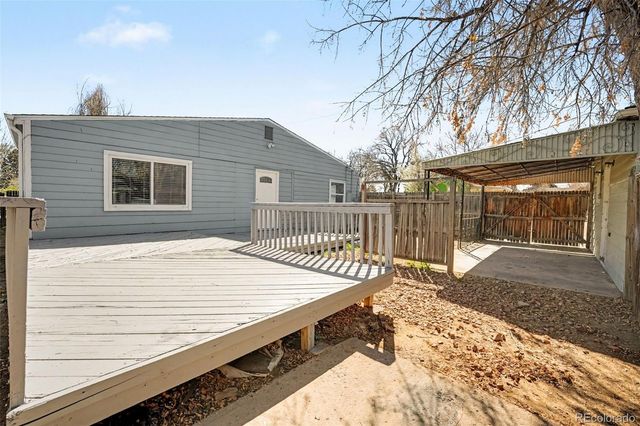 1701 Ironton Street, Aurora, CO 80010