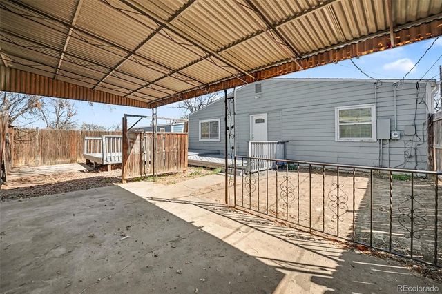 1701 Ironton Street, Aurora, CO 80010