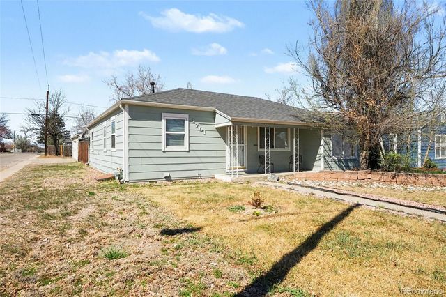 1701 Ironton Street, Aurora, CO 80010