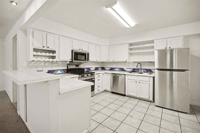 1701 Ironton Street, Aurora, CO 80010