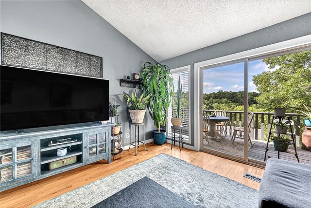 9 Connie Lane, Bella Vista, AR 72715