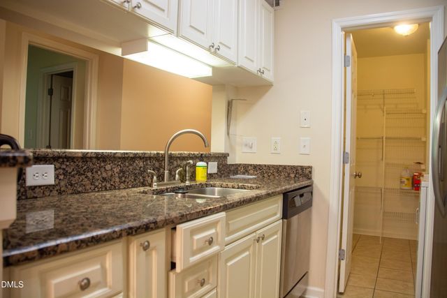1010 Kingswood Drive Apt G, Chapel Hill, NC 27517