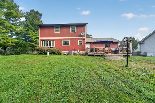 8323 10 PLACE, Kenosha, WI 53144