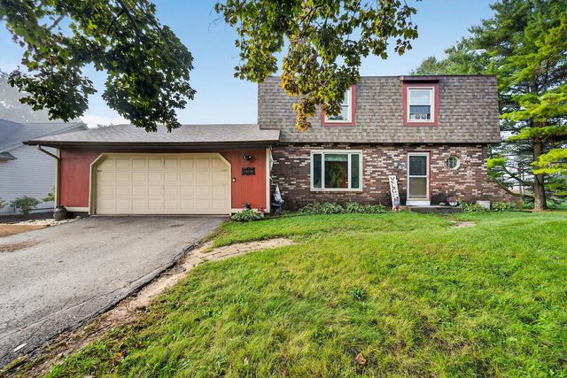 8323 10 PLACE, Kenosha, WI 53144