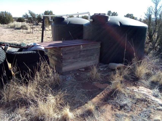 5803 DARK CANYON Drive, Winslow, AZ 86047