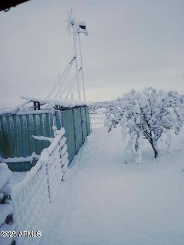 5803 DARK CANYON Drive, Winslow, AZ 86047