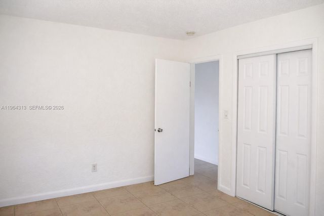 932 Moffett St 4, Hallandale Beach, FL 33009