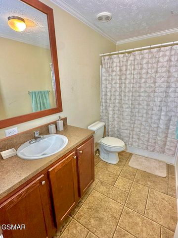 2218 Harvest Lane, Dandridge, TN 37725