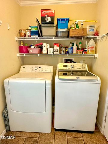 2218 Harvest Lane, Dandridge, TN 37725