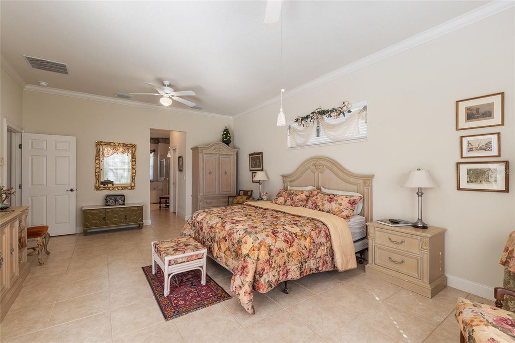Image 21 of property listing at 3865 SE 52ND AVENUE, Ocala, FL 34480