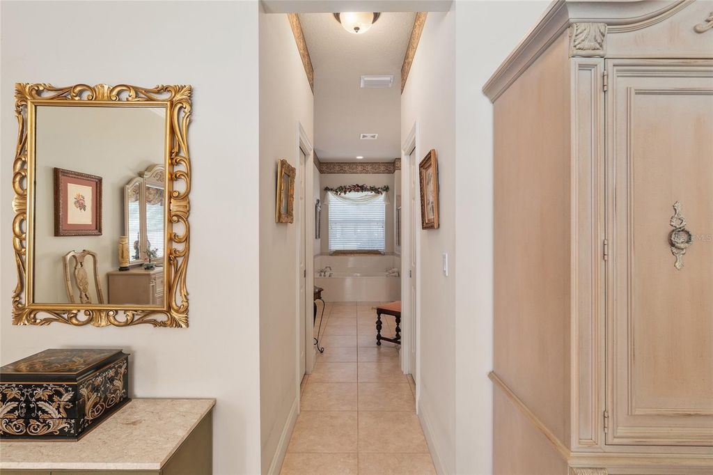 Image 23 of property listing at 3865 SE 52ND AVENUE, Ocala, FL 34480